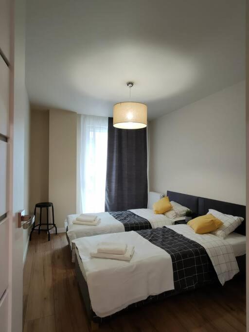 Piekny Apartament 3-Pokojowy Κατοβίτσε Εξωτερικό φωτογραφία